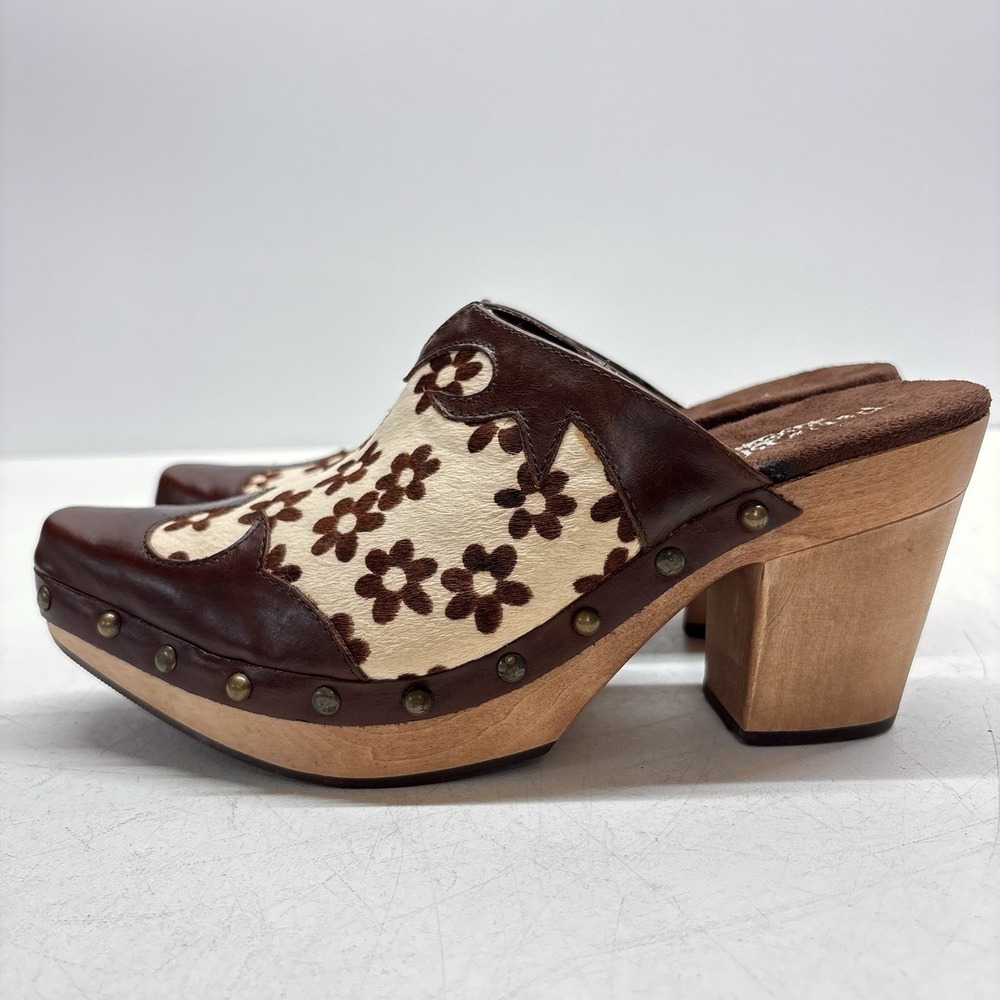 VTG Paris Blues Size 6.5 Brown White Cow Daisy Print Freda Wooden Platform Clogs - Picture 3 of 11